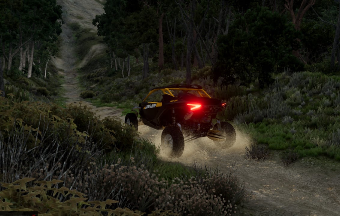 CanAm Maverick R